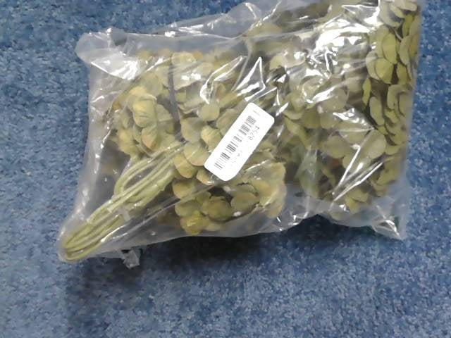 New, Artificial Flowers Silk Hydrangea Flowers with 5 Heads Fake Flower Bunch Bouquet for Home Wedding Party Decor DIY (Dark Green,5 Flower Heads)