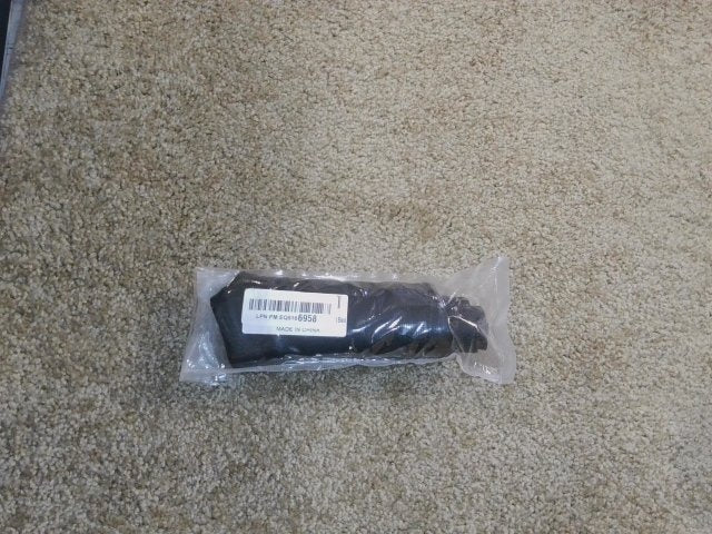 New, Armrest Cover for Chevrolet Malibu 2015-2025(Black),Center Console Cover for 2015 2016 2017 2018 2019 2020 2021 2022 2023 2024 2025 Chevrolet Malibu Accessories