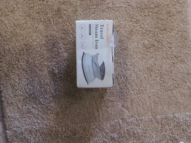 New, Travel Iron Mini with Steam for Clothes with Dual Voltage, Portable Mini Ironing Machine with Non-Stick Soleplate, Small Iron for Sewing, Quilting and Handcraft