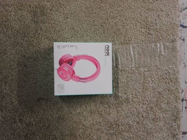 New, noot products Kids Headphones K22 Foldable Stereo Tangle-Free 5ft Long Cord 3.5mm Jack Plugin Wired On-Ear Headset for iPad/Amazon Kindle Fire/Girls/School/Laptop/Travel/Plane/Tablet FlamingoPink